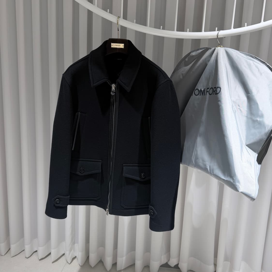 (A+/50) / 톰포드 버전울 집업 블랙 자켓 상품이미지2