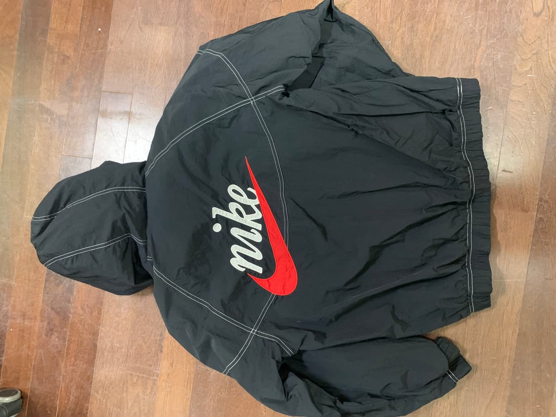 나이키 바람막이 m사이즈 상품이미지2