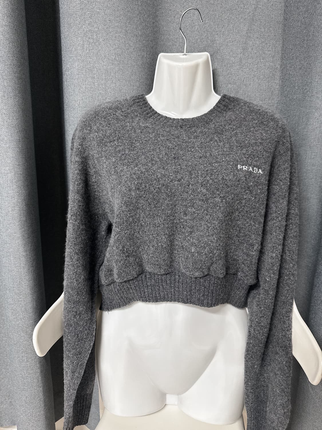 프라다 니트(커스텀 상품이미지1