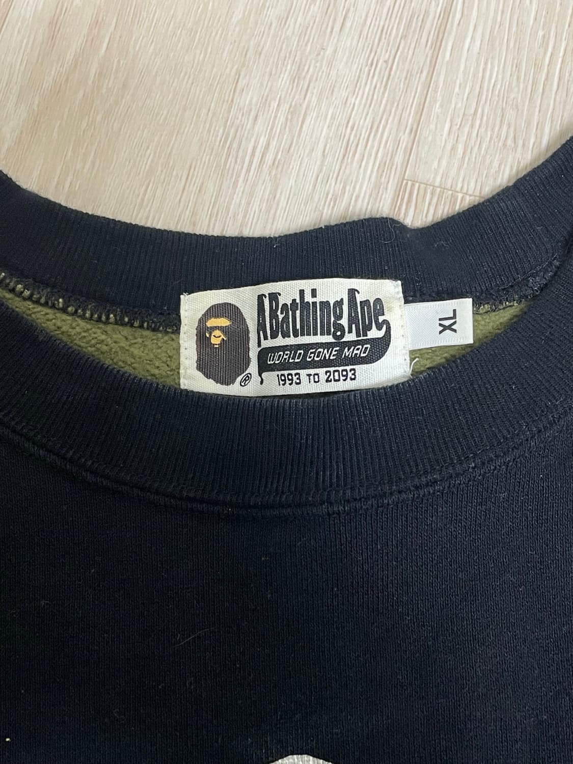 베이프 카모 맨투맨 상품이미지3