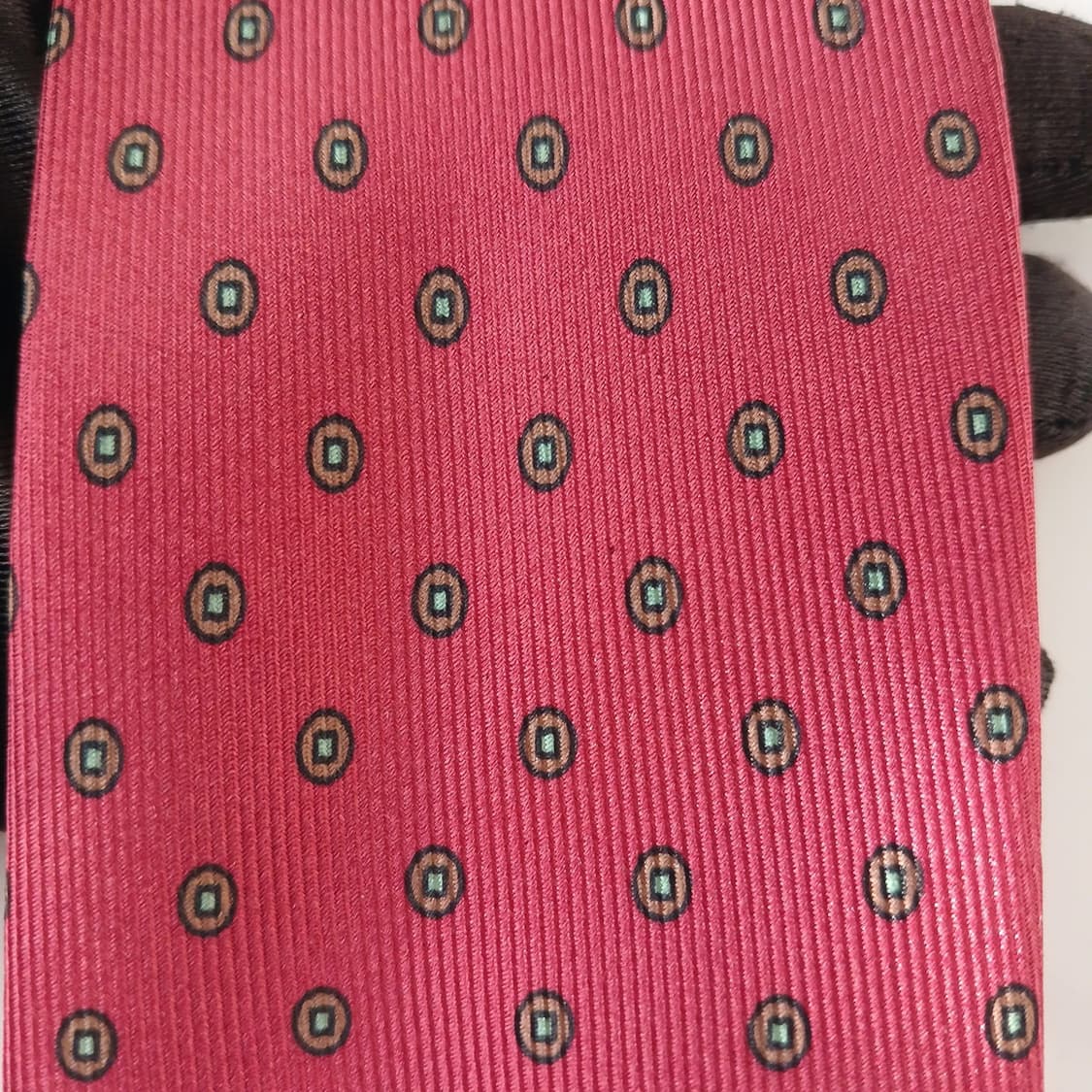 아이그너 실크 짙은핑크 오벌 패턴 넥타이 8.2cm A등급 A19204
 상품이미지6