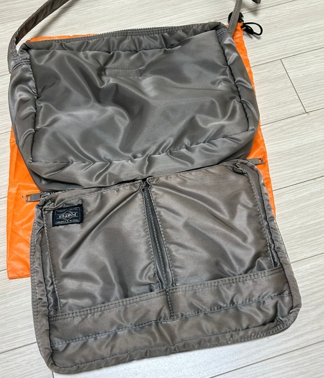 요시다포터 탱커 숄더백 라지 상품이미지4