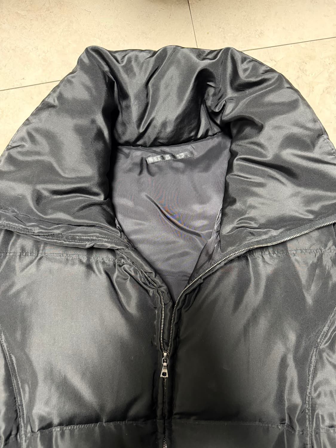 비리디안느 하이넥 블랙 다운 패딩 48 상품이미지3