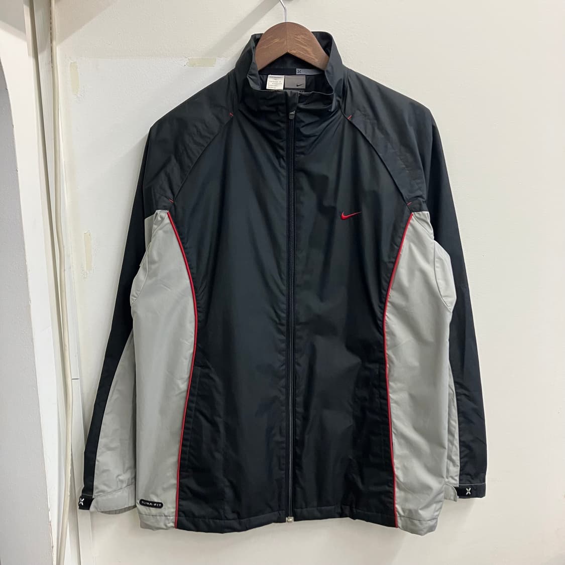 N30 00s 나이키 바람막이 자켓 상품이미지1