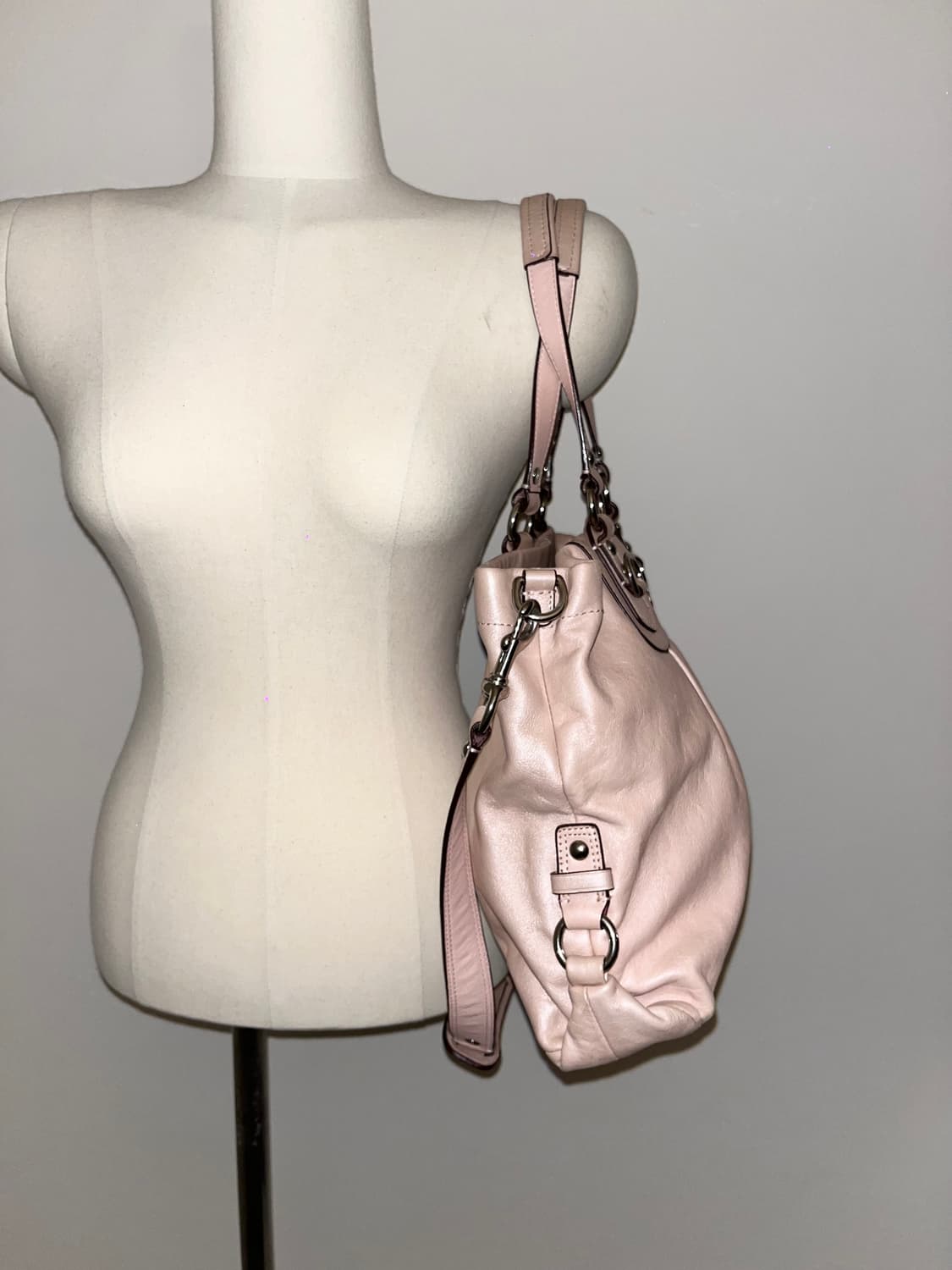 Y2K Coach baby pink Shoulder bag 상품이미지4