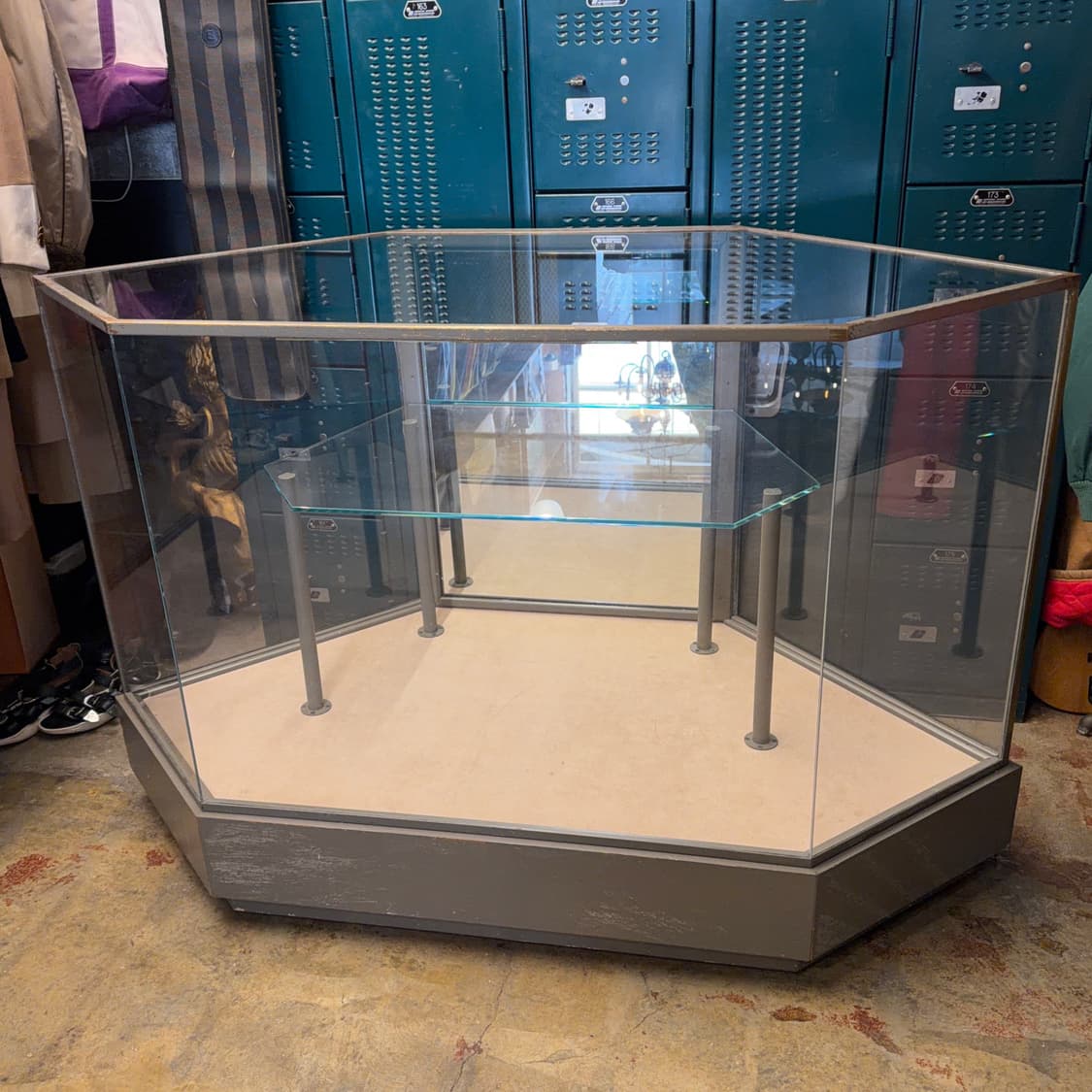 빈티지 소품 E Pollard & Co 영국 쇼케이스 진열장 상품이미지2