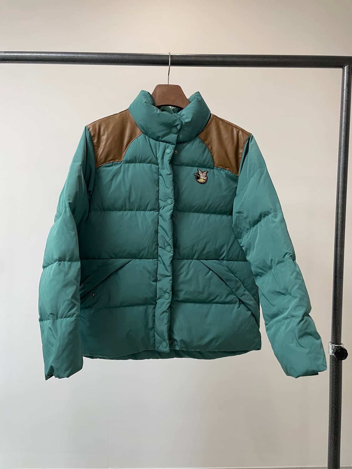 (100) 쉐비뇽 배색 덕다운 패딩 자켓 상품이미지1