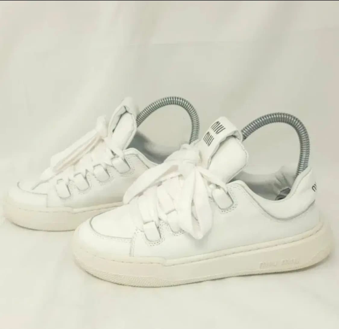 미우미우 로고 레더 스니커즈 (37사이즈/240mm) 상품이미지4