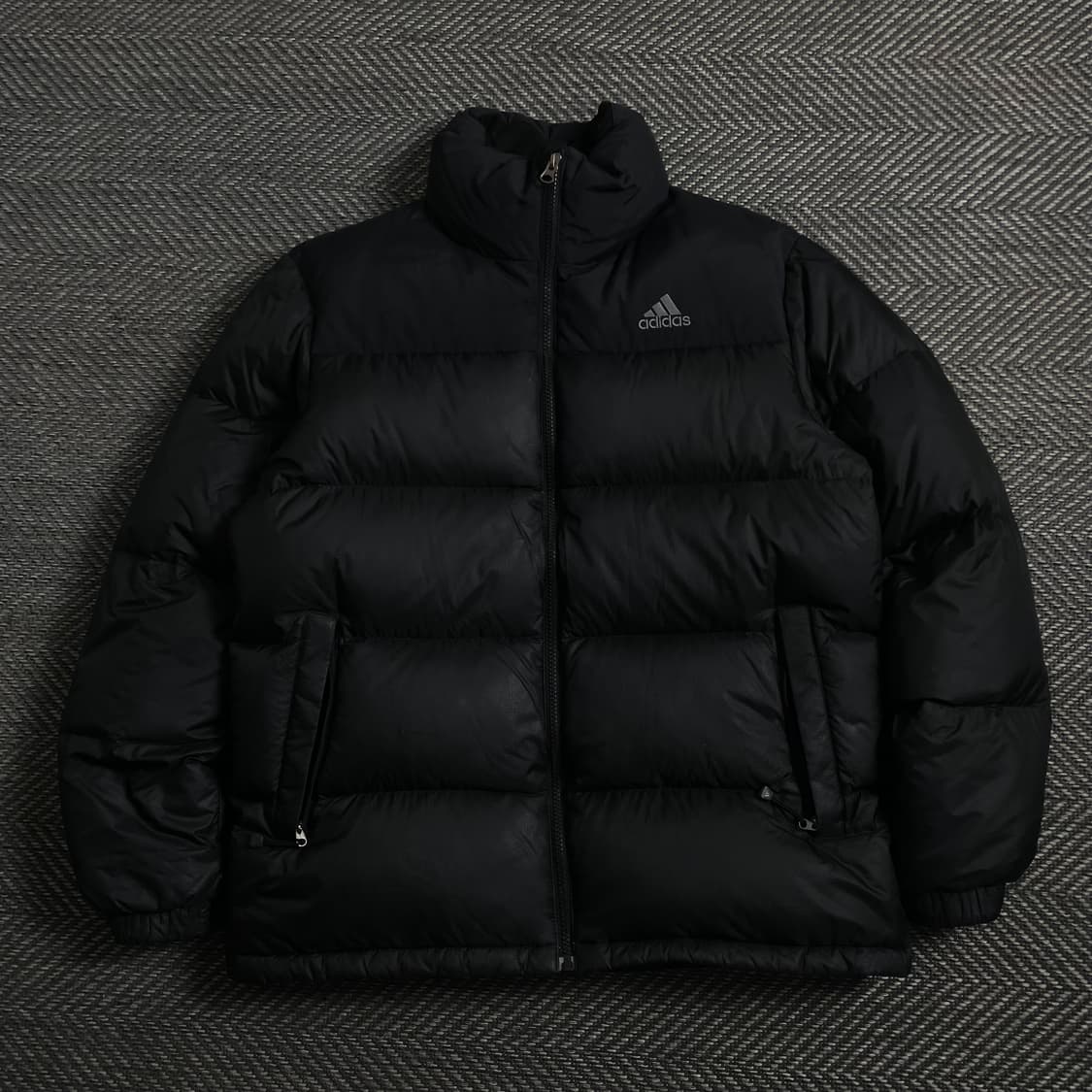 아디다스 자수로고 유니 덕 다운 푸퍼 패딩 블랙y 4385 상품이미지2