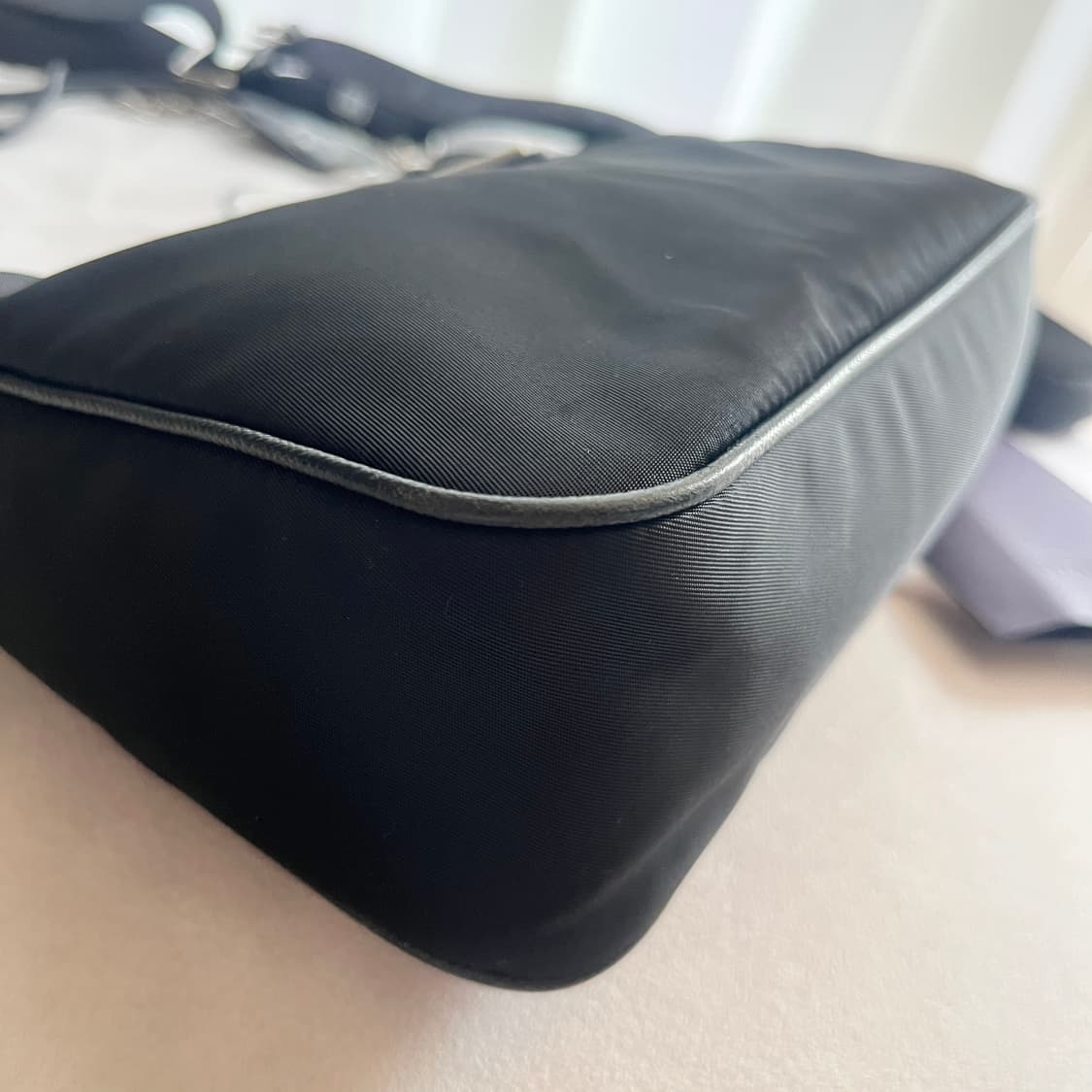 [A+/정품] 프라다 리에디션 2005 리나일론 테수토 호보백 상품이미지10