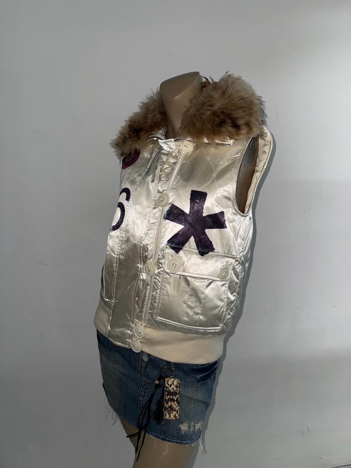 랄프로렌 프린팅 양 퍼카라 패디드 베스트 상품이미지2