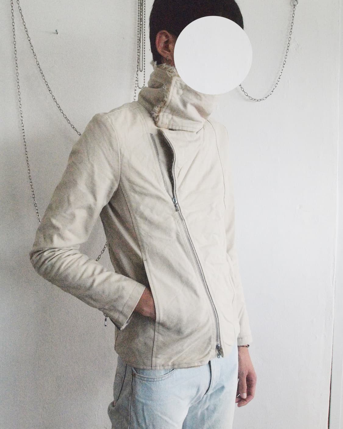 어태치먼트 초기 사선지퍼 하이넥 드레이프 자켓 상품이미지4