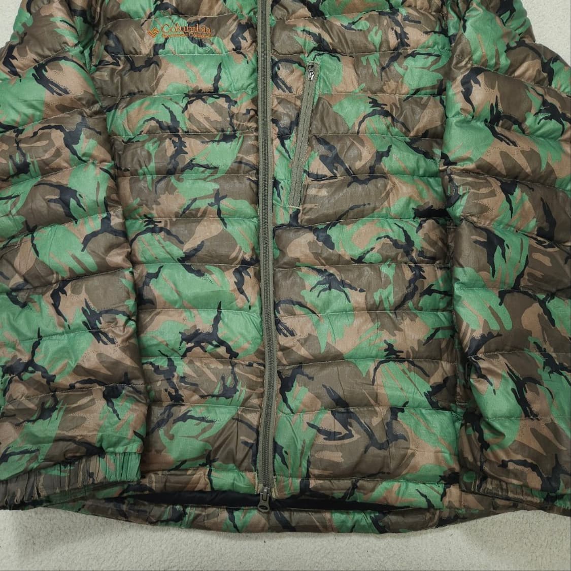 컬럼비아 카모플라쥬 라이트 다운 파카 M 상품이미지4