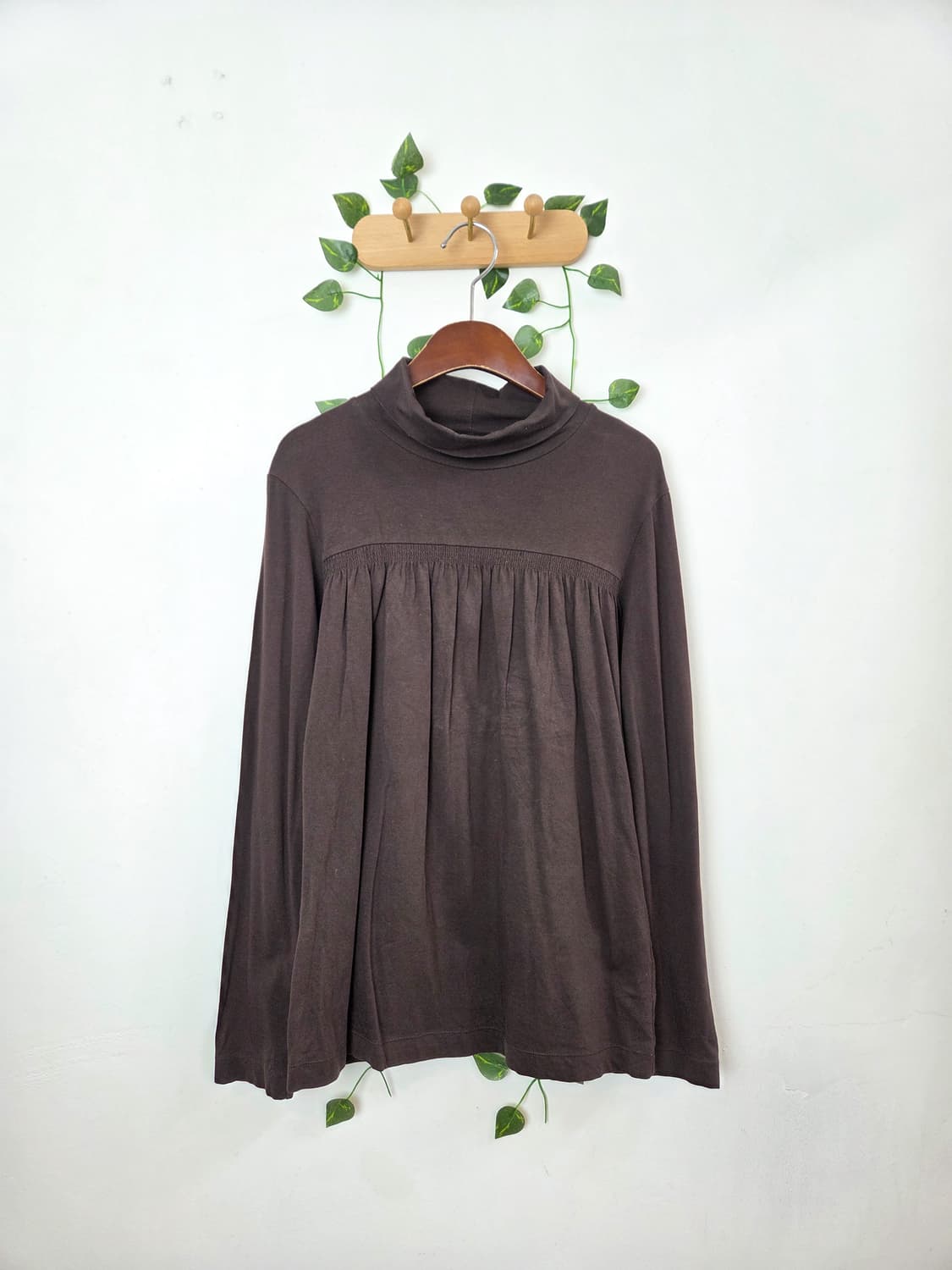 초코 브라운 목폴라 슬리브 상품이미지1