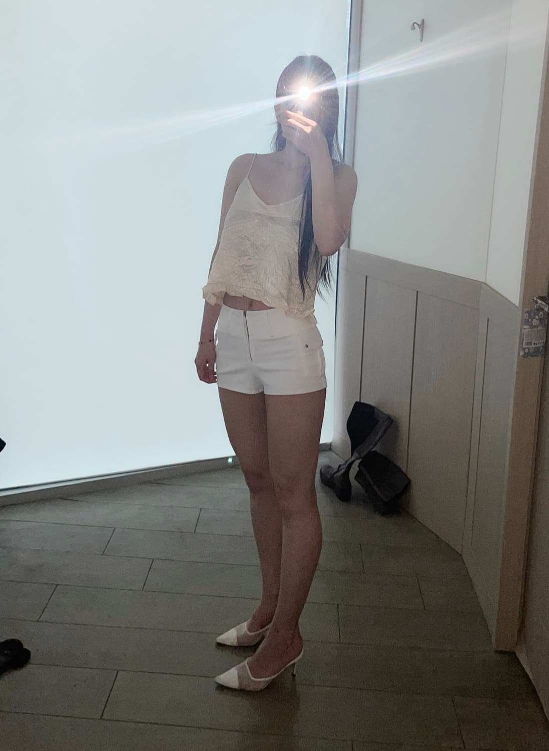 마이크로 숏 팬츠 화이트 블랙  상품이미지2