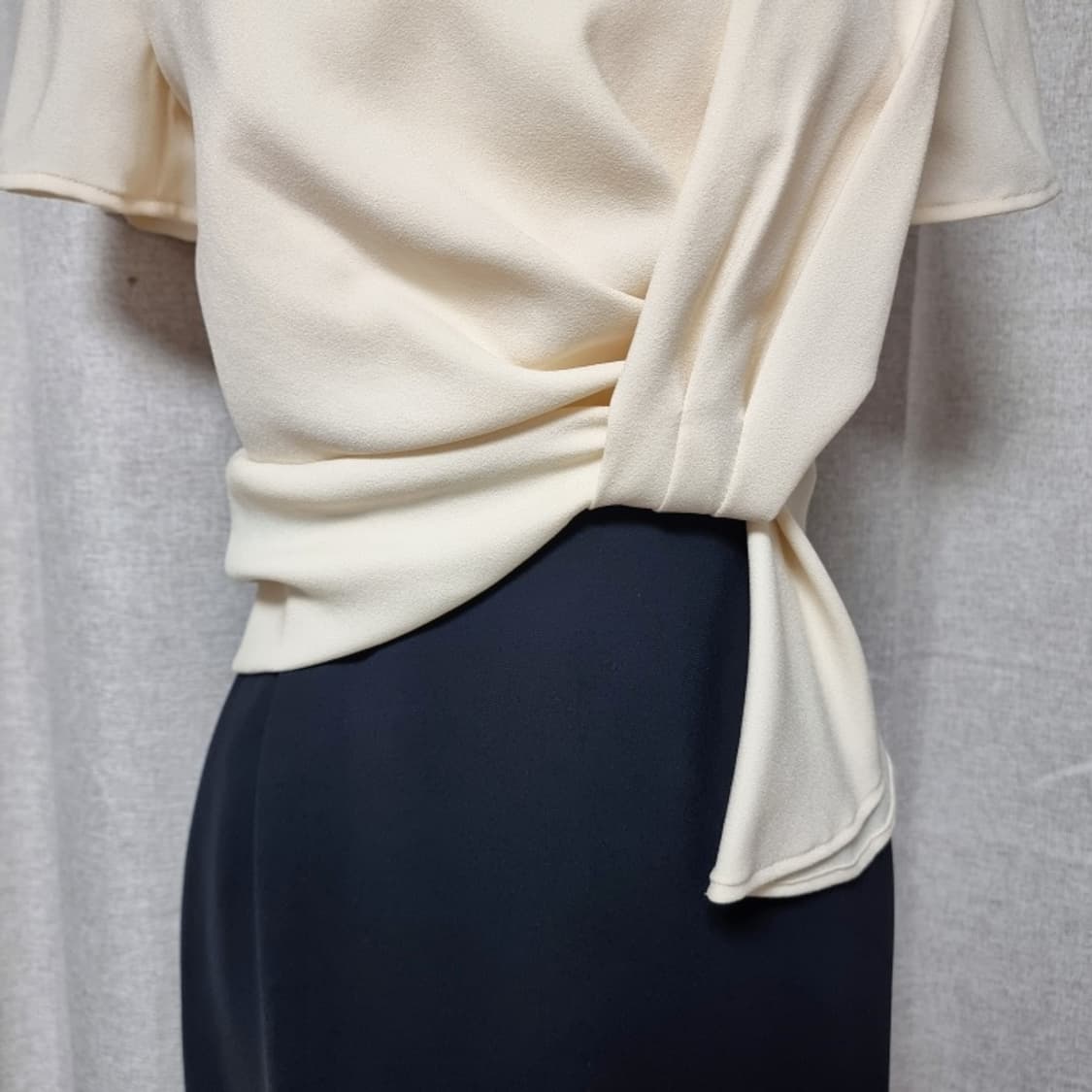 LYNN 린 원피스 투피스st 아이보리블랙 (55) 새상품 상품이미지5