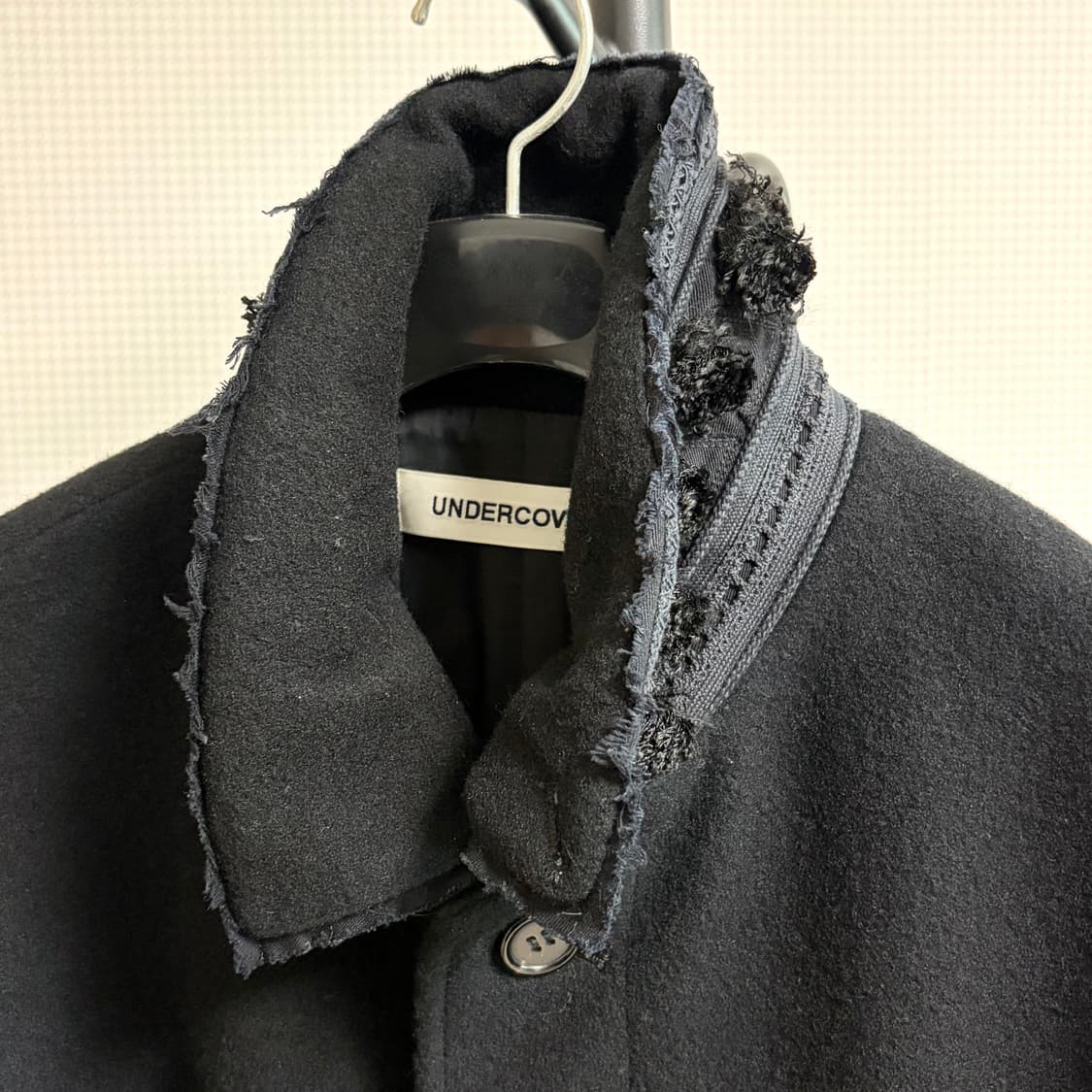 언더커버 23-24aw 레이스 카라 울 코트 상품이미지6