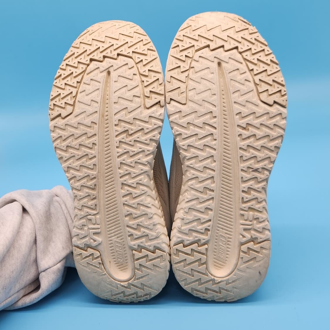 oo 휠라 rgb 여성운동화230  상품이미지3