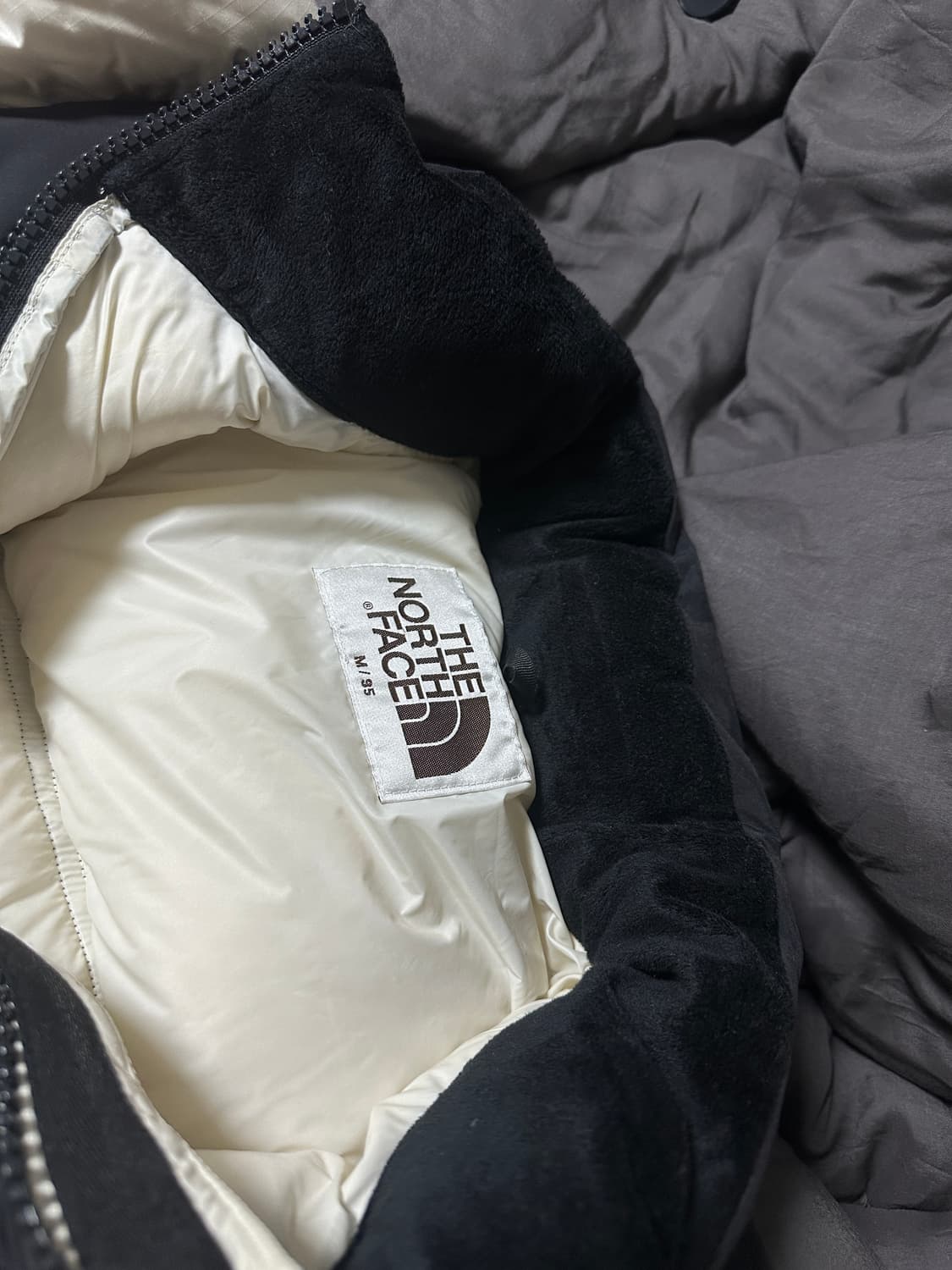 노스페이스 화이트 라벨 눕시 패딩 상품이미지5