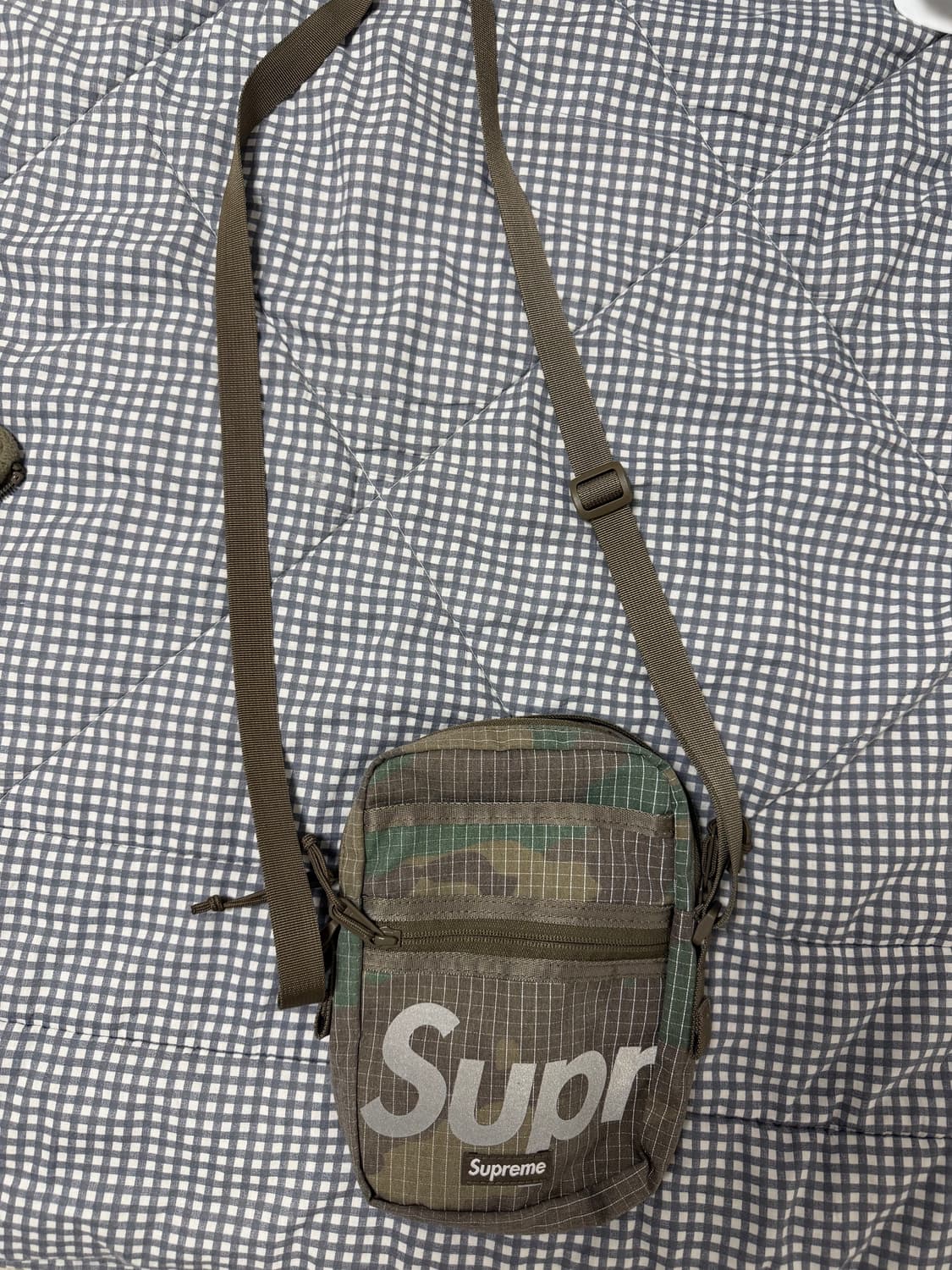 슈프림 숄더백 우드랜드 카모 상품이미지2