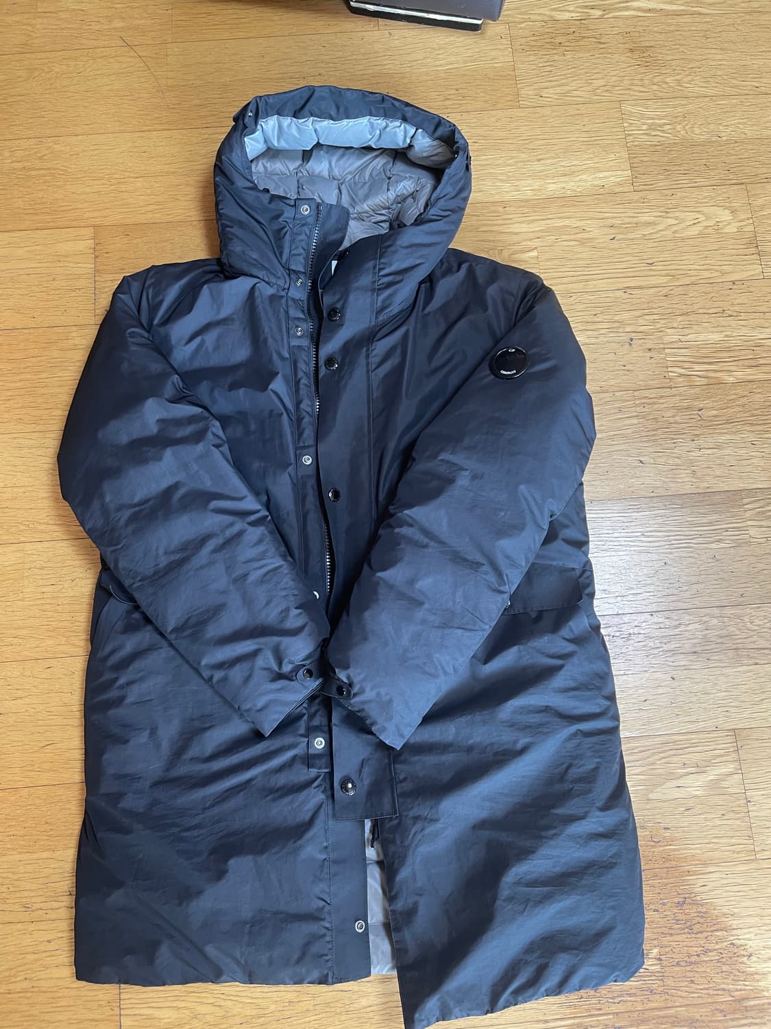 CP컴퍼니 Micro-M 고글 롱 다운 파카 블랙 상품이미지2