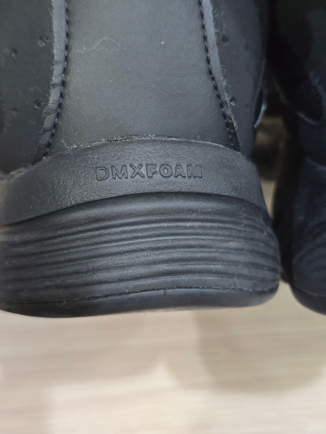 REEBOK 올블랙 DMX  남성 운동화 275 상품이미지5