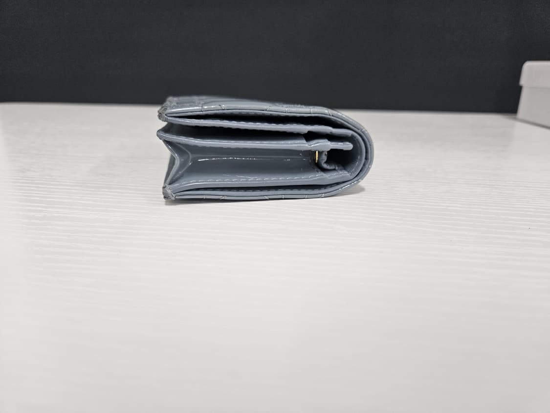 디올 레이디 까나쥬 반지갑(상태좋음 영수증포함 풀구성) 상품이미지10