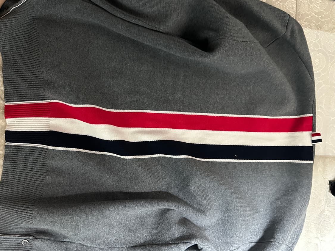 톰브라운 가디건 가격제안 해주세요 상품이미지3