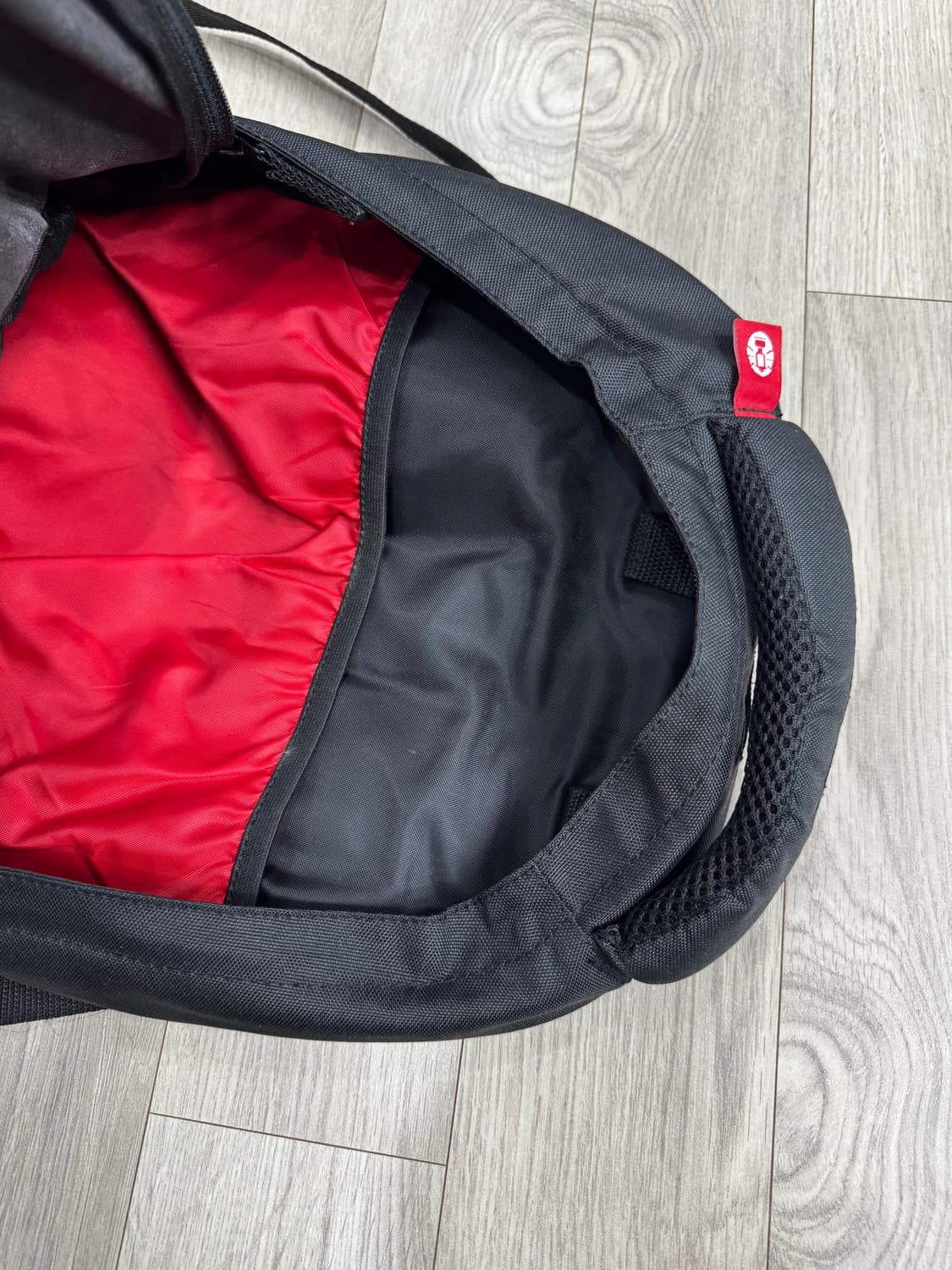 콜맨 맥스 하이킹 백팩 블랙 상품이미지5