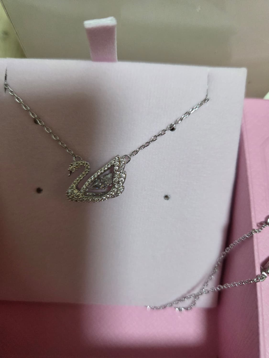 새제품)스와로브스키 댄싱 스완 목걸이 정품 상품이미지7