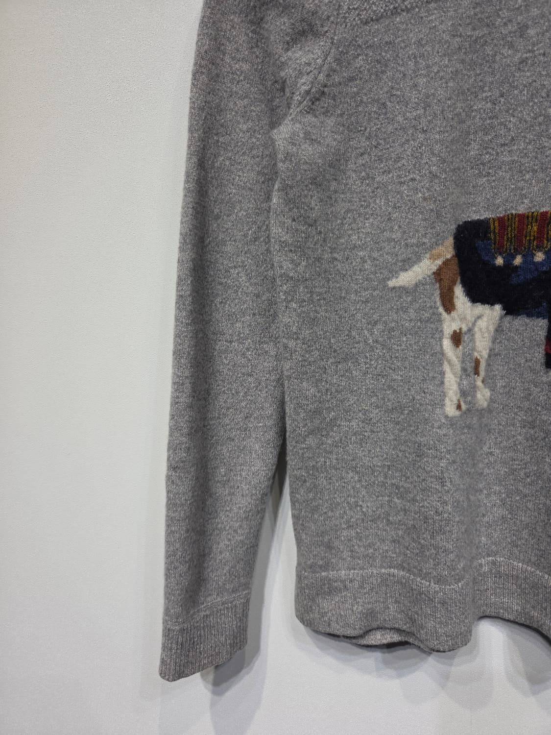 HAZZYS 헤지스 시그니처 강아지 자수 울 캐시미어 니트 상품이미지4