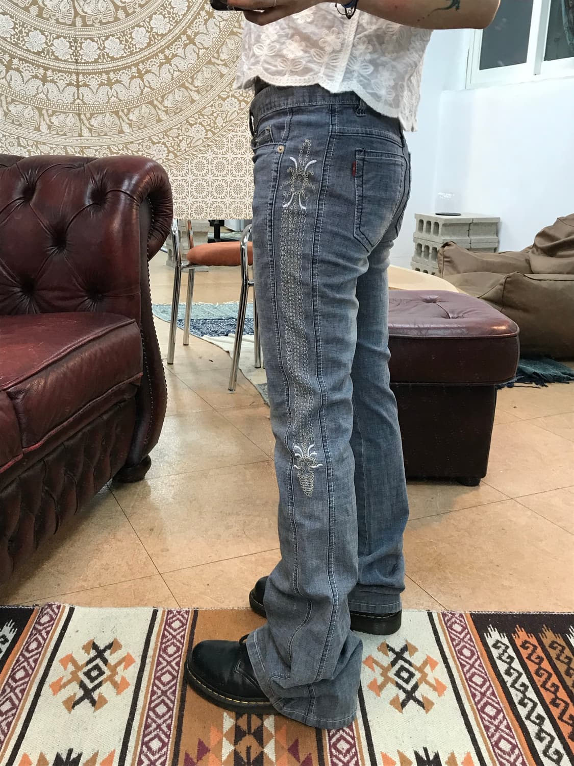 Zzaim 자수 디테일 부츠컷 데님팬츠 상품이미지1