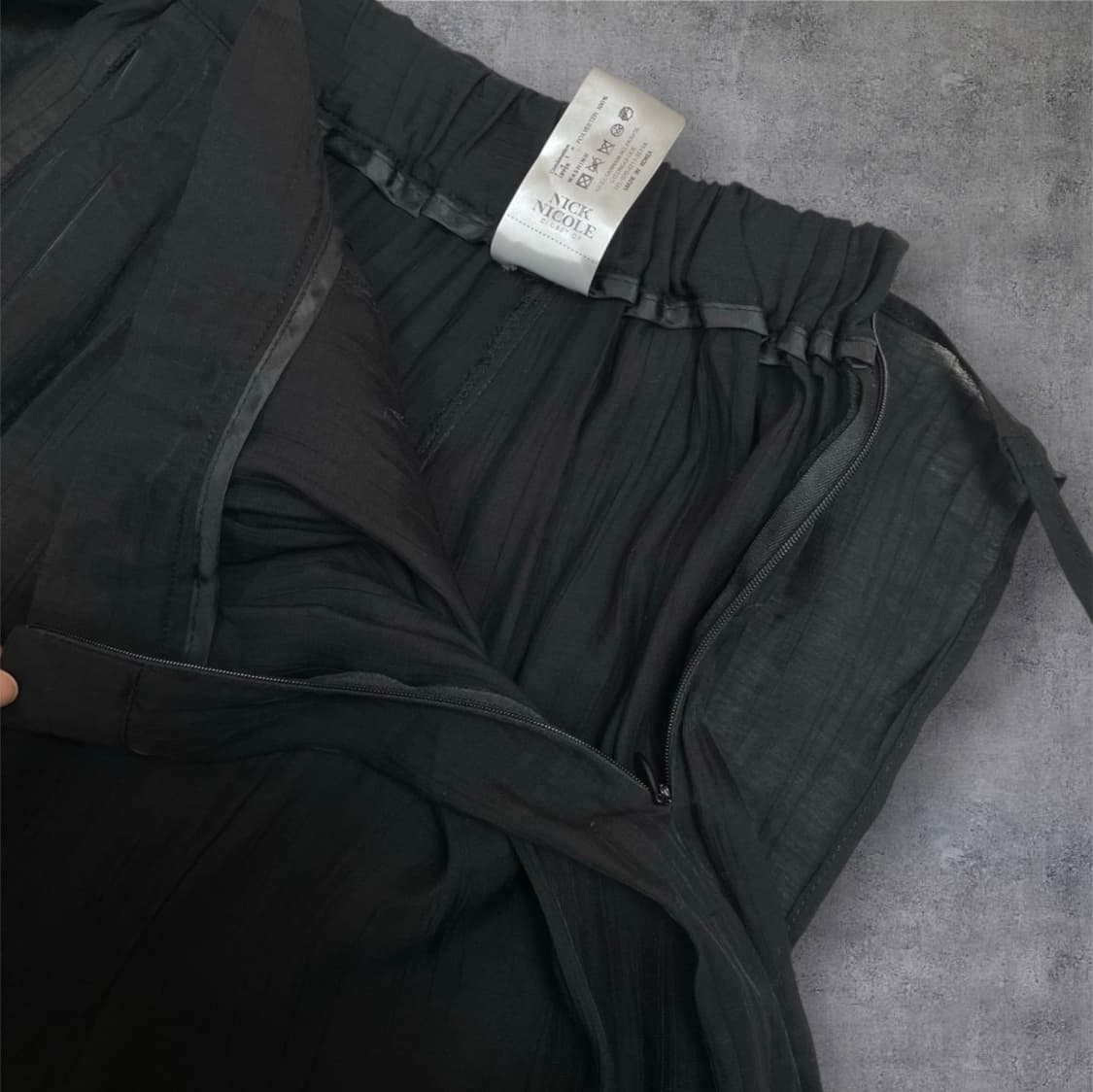 닉앤니콜 Nick&Nicole 블랙 레이어드 랩 스커트 팬츠 FREE 상품이미지5