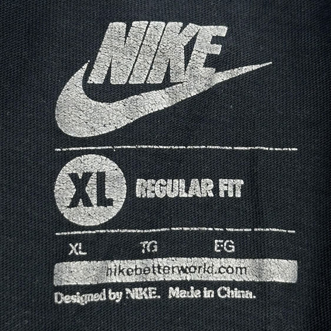 나이키 스우시 프린팅 블랙 반팔 티셔츠 (XL) 상품이미지4