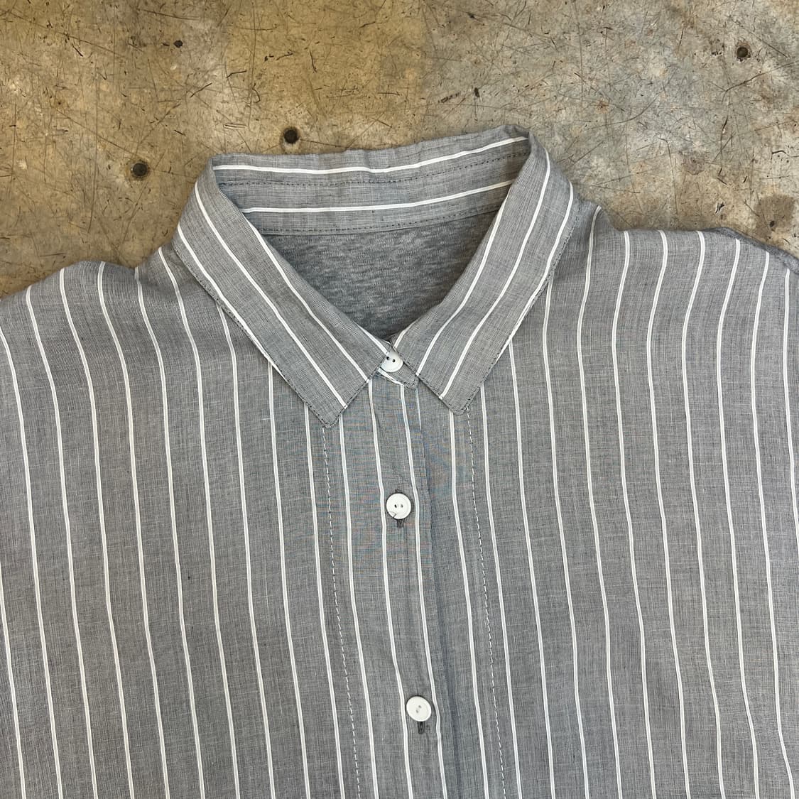 꾸레쥬 스트라이프 롤업 셔츠 상품이미지2