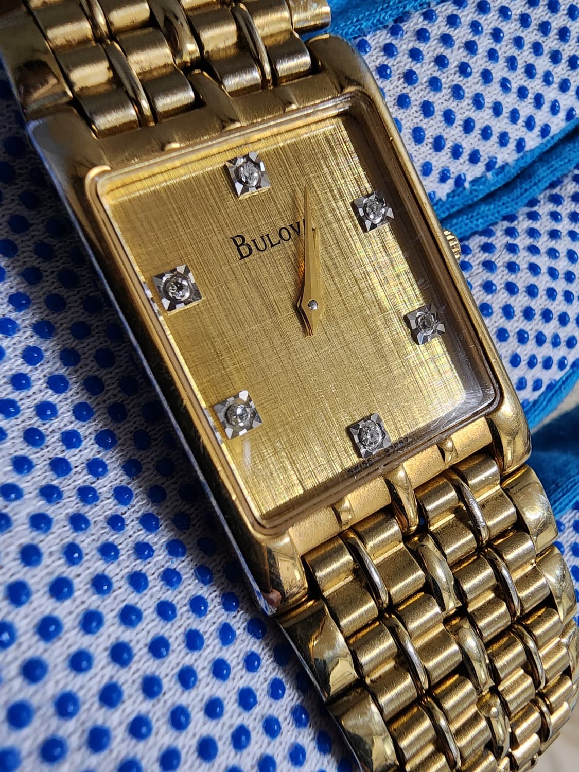 빈티지 Bulova 부로바 금장 다이아 쿼츠 시계 공용 상품이미지6