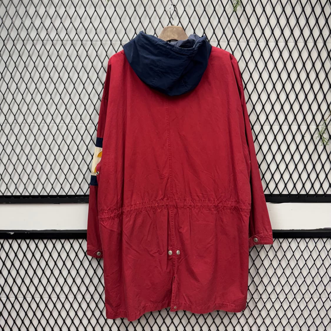 90s 타미힐피거 올드스쿨 어센틱 후드 롱파카 내피 탈부착 레드 네이비 상품이미지2