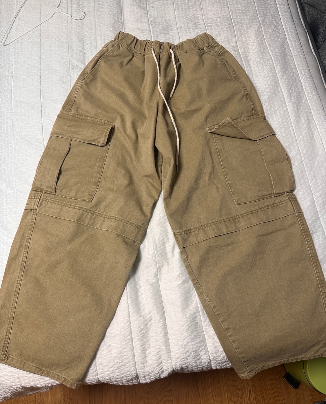 베이지 벌룬 카고팬츠 상품이미지1