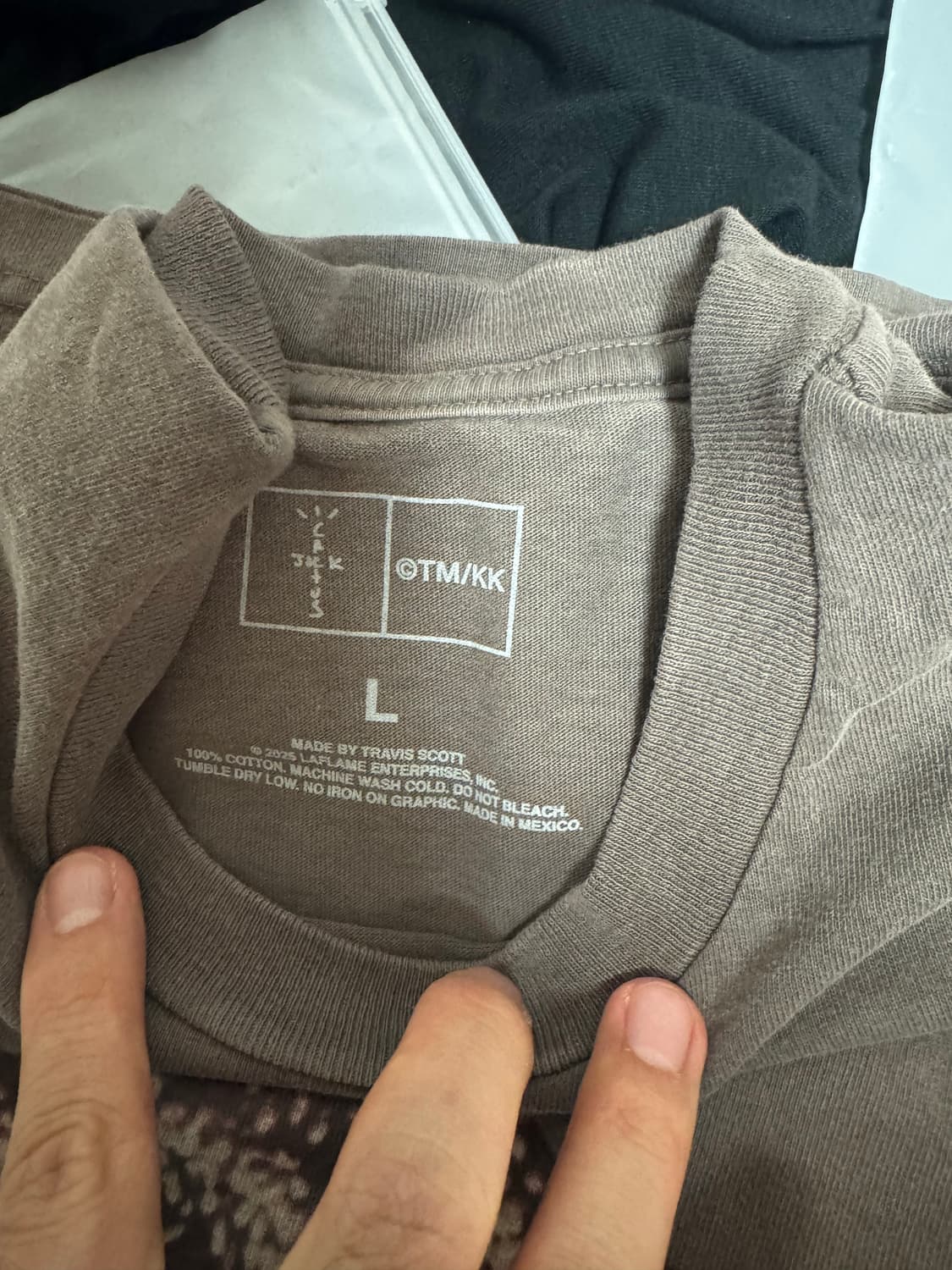 트레비스 스캇 x 무라카미 타카시 멜티드 유토피아 드림 티셔츠 L 상품이미지5