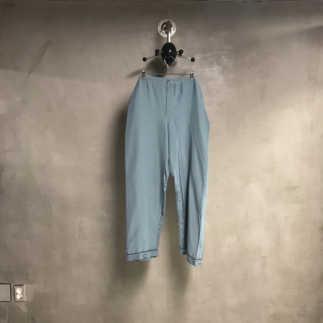 프라다 실크 팬츠 L 상품이미지1