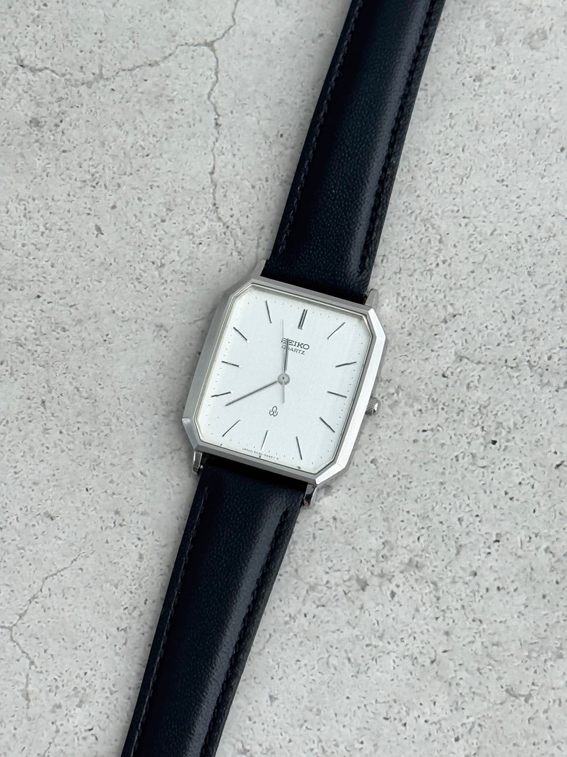 80s 빈티지 세이코 탱크 쿼츠 상품이미지1