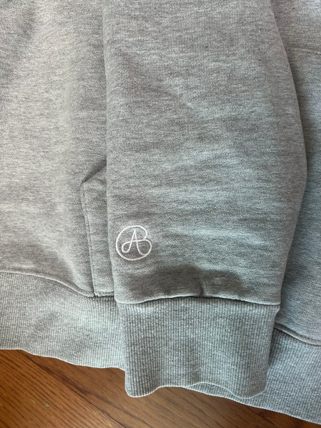 앤더슨벨 그레이 후드티 상품이미지8