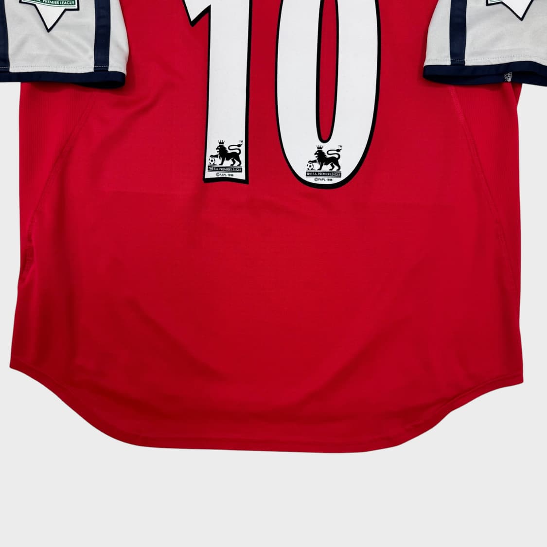 00-02 아스날 홈 No.10 데니스 베르캄프 상품이미지8