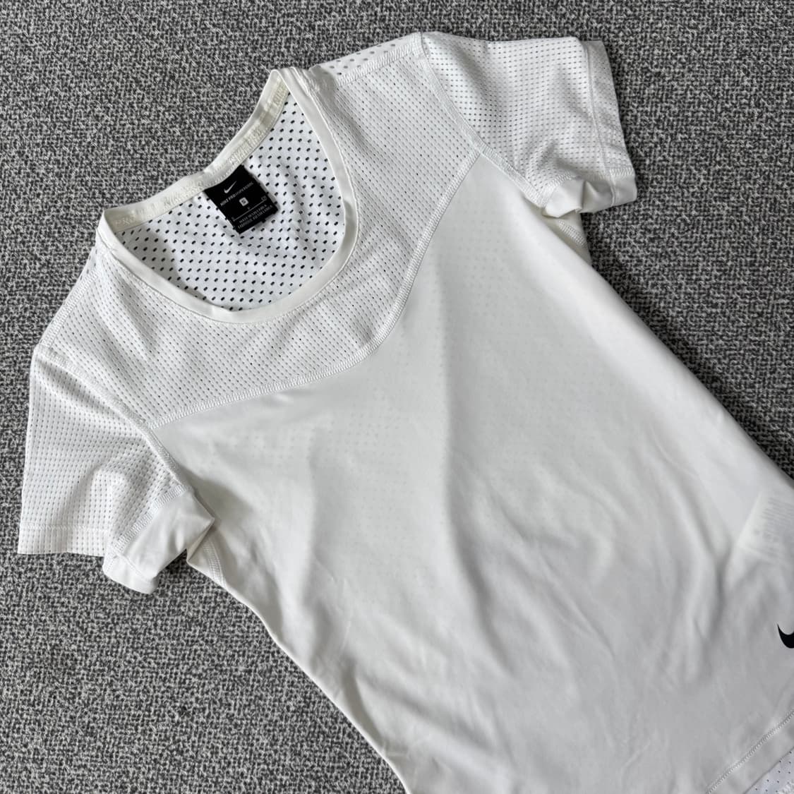 나이키 프로 하이퍼쿨 기능성 반팔 상품이미지2