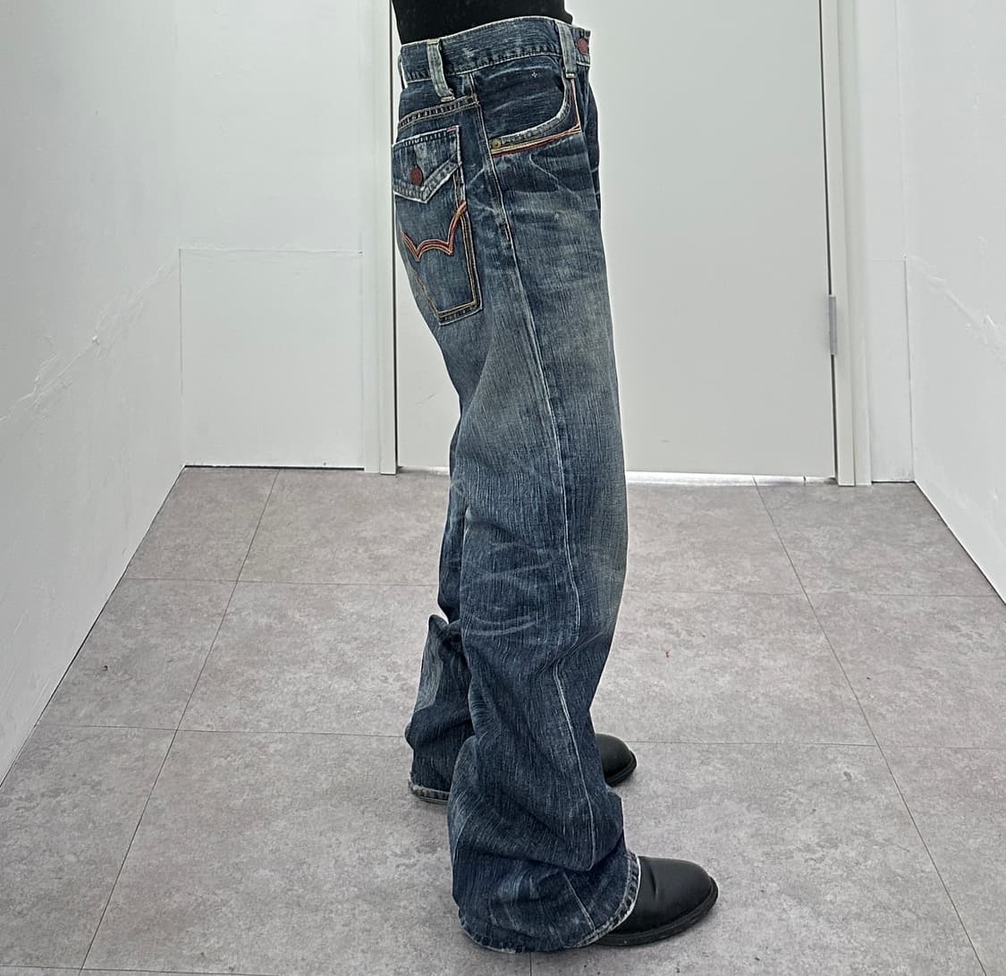Edwin Blue Trip 503 Flare Denim 상품이미지3