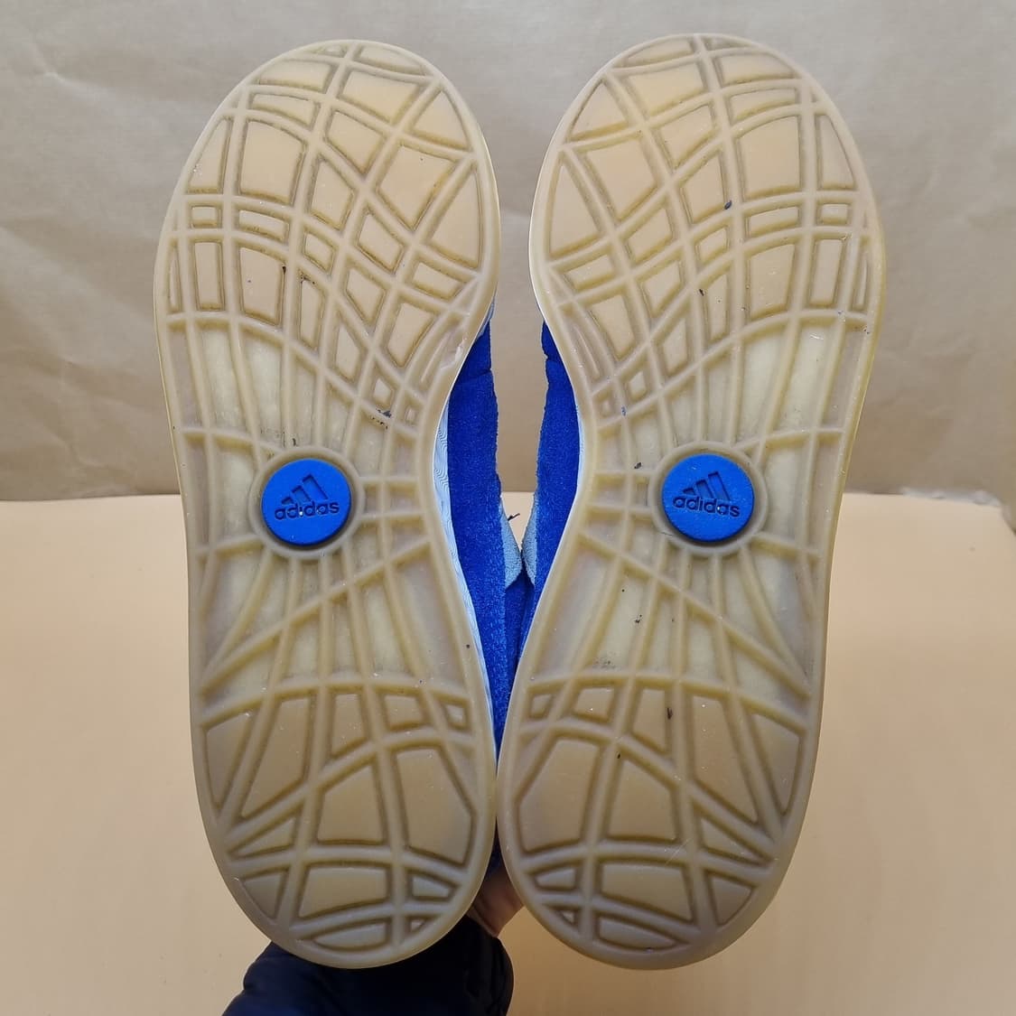 아디다스 아트모스 아디매틱 스니커즈270. 상품이미지3