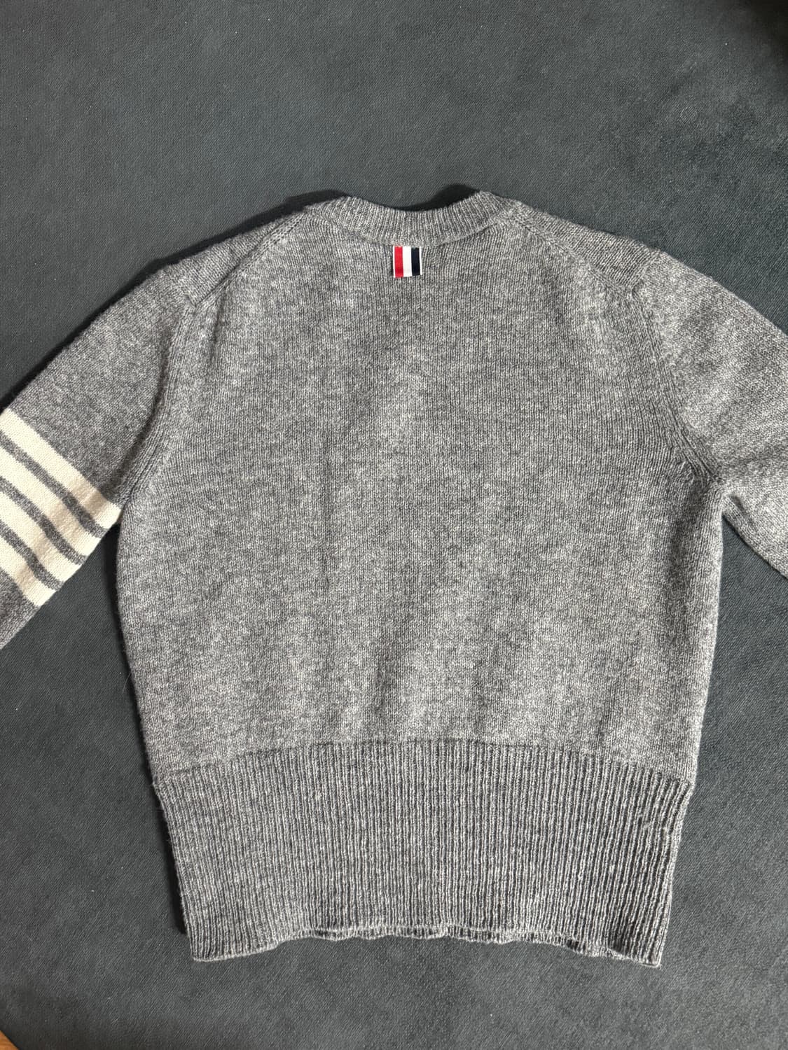 톰브라운 셰틀랜드 크롭 니트 상품이미지5