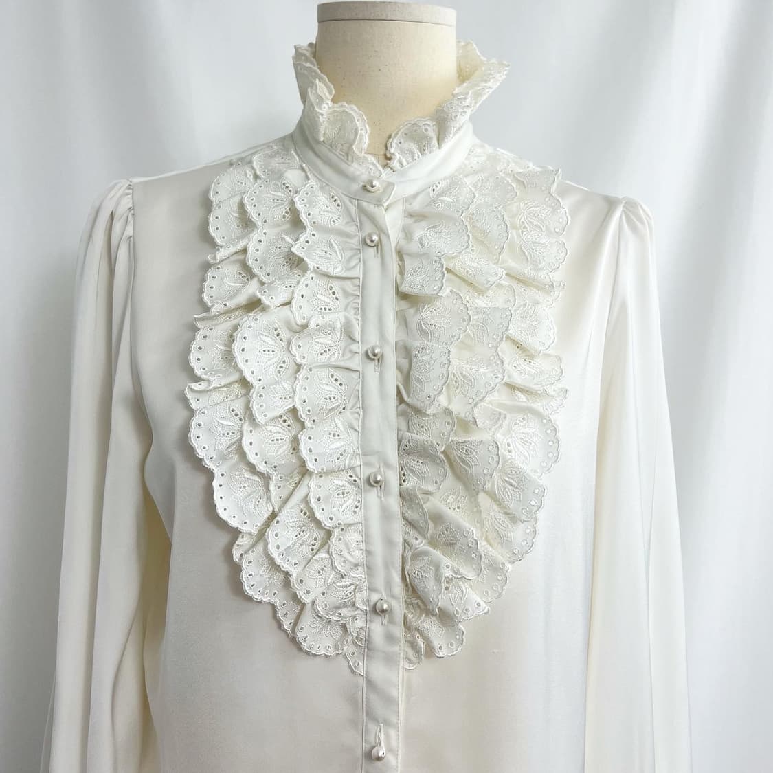 화이트 프릴 블라우스 상품이미지5