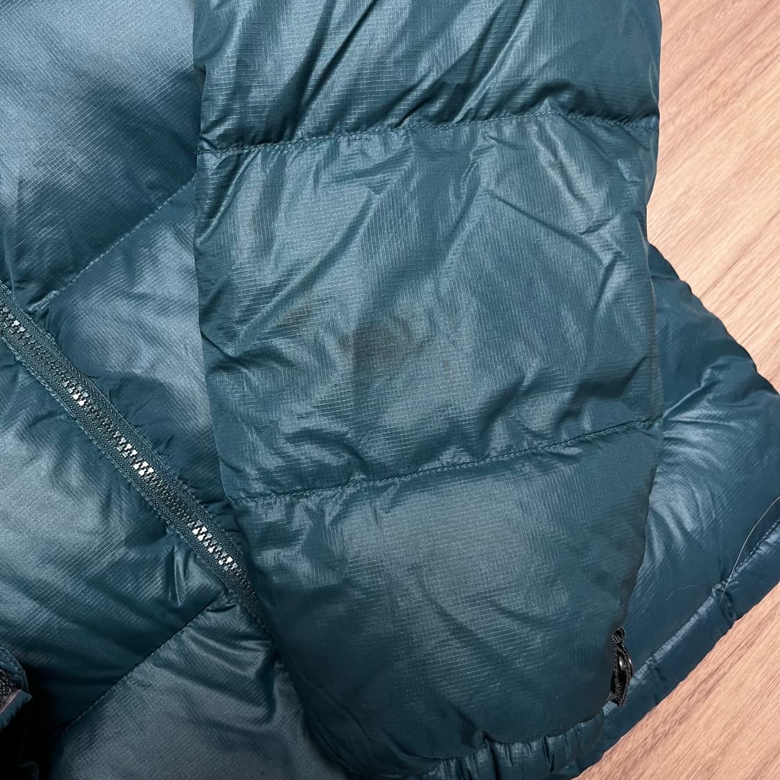 95 노스페이스 녹검 700 눕시 패딩 상품이미지5