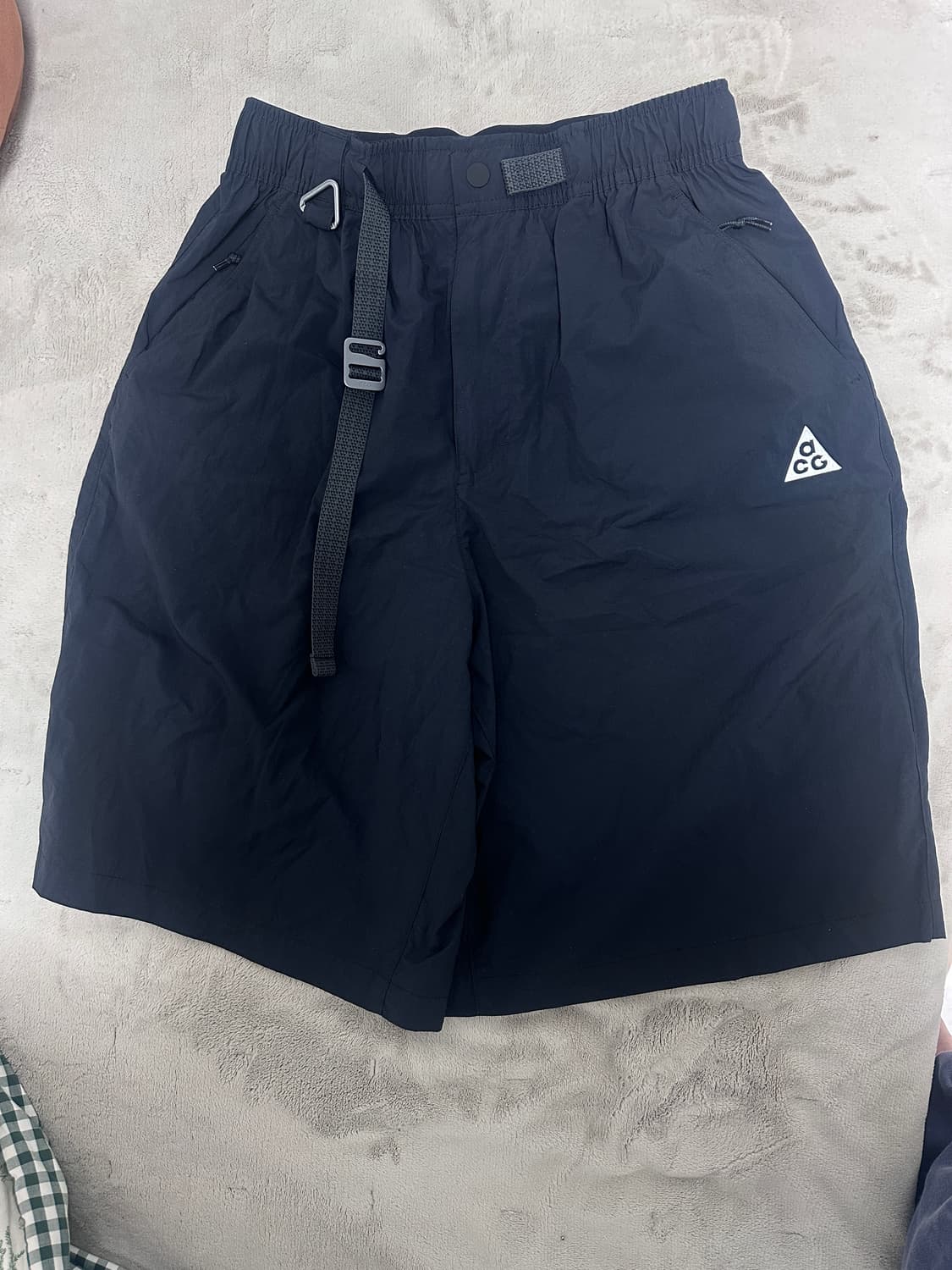 (새상품)나이키 ACG 오브 위버 UV 리펠 오버사이즈 쇼츠 블랙 상품이미지5